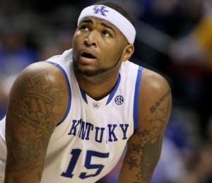 体育足协杯裁判很认真？鲁能佩莱漂亮捅射被吹掉！