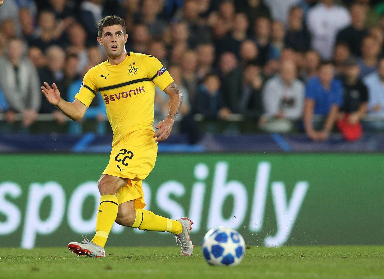 以一敌多突 以一敌多突