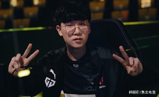 消费场景叠 消费场景叠