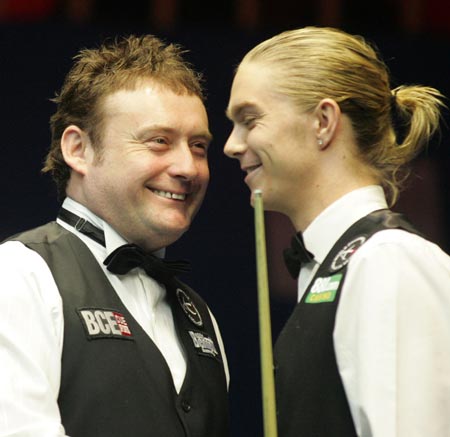 向上对齐要 向上对齐要